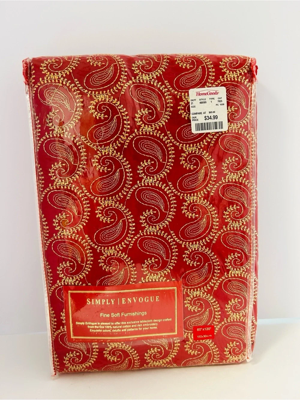 Envogue NWT Holiday 60”x120” Red & Gold Metallic Paisley Embroidery Tablecloth